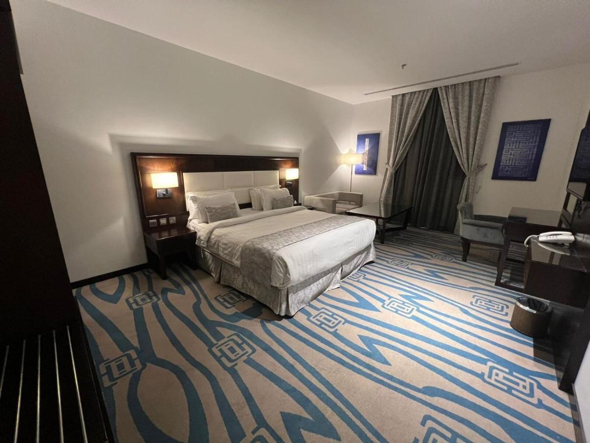 Elite Hotel